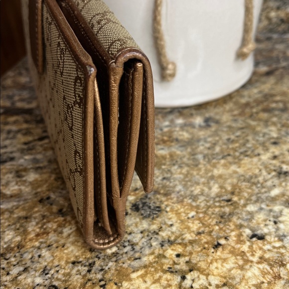 Gucci EUC  Monogram Lovely Heart Continental Canvas Wallet - Picture 5 of 12